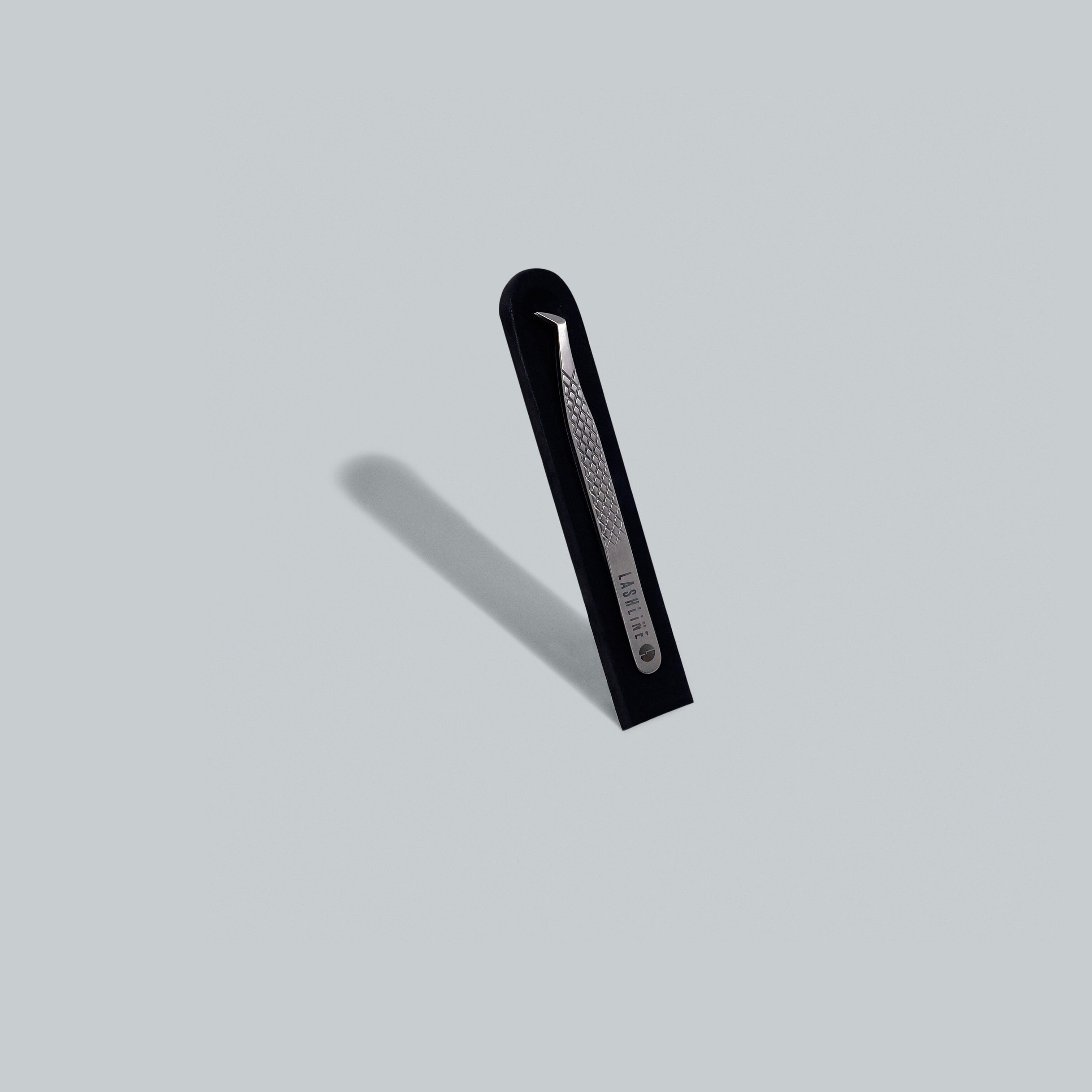 Boot XL Tweezer - www.Shopthatapp.com
