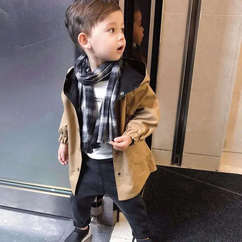 Boys wear coats on both sides in spring - www.Shopthatapp.com