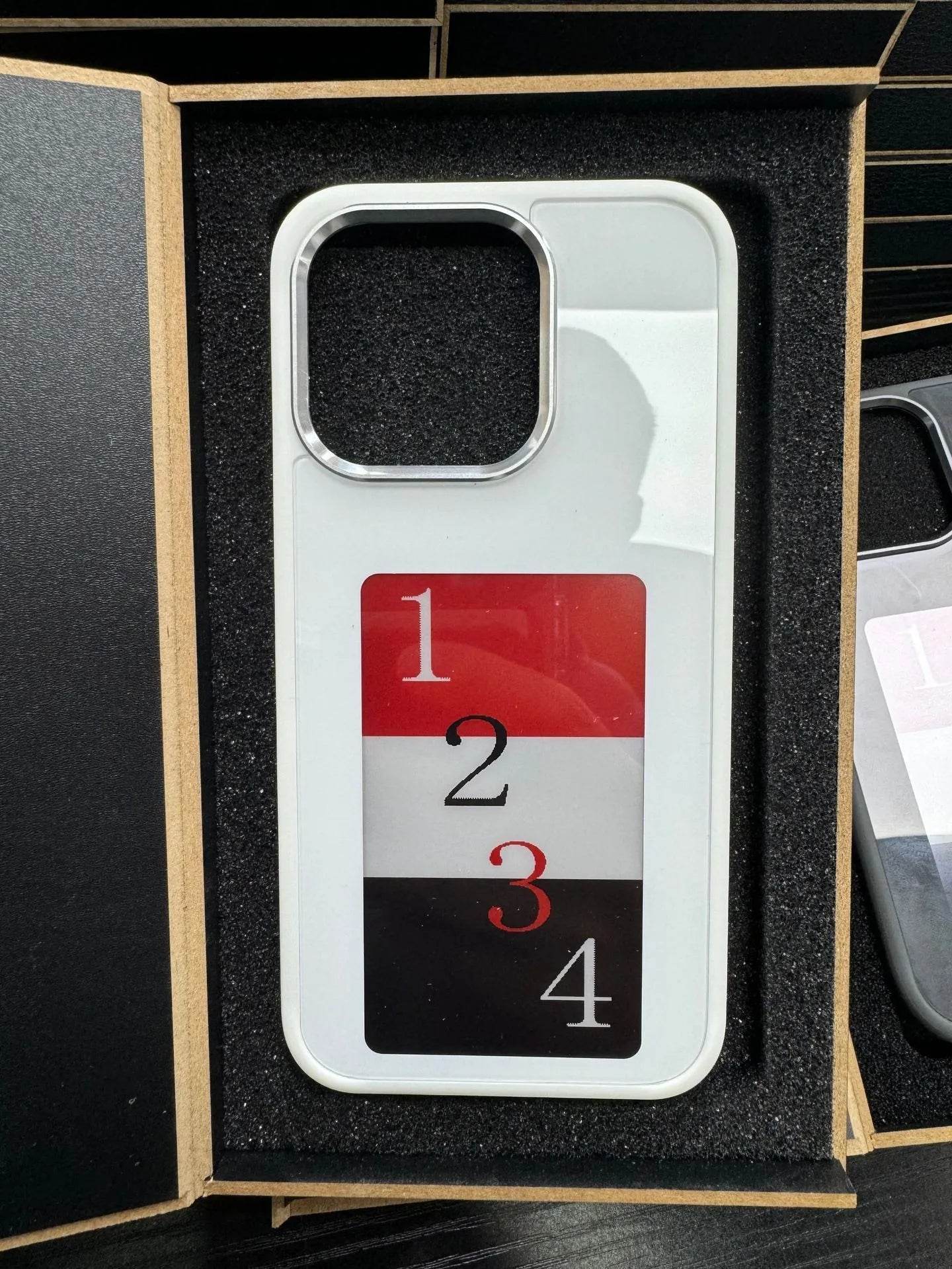 Smart Ink Screen Couple Phone Case NFC Sensor Projection Screen - www.Shopthatapp.com