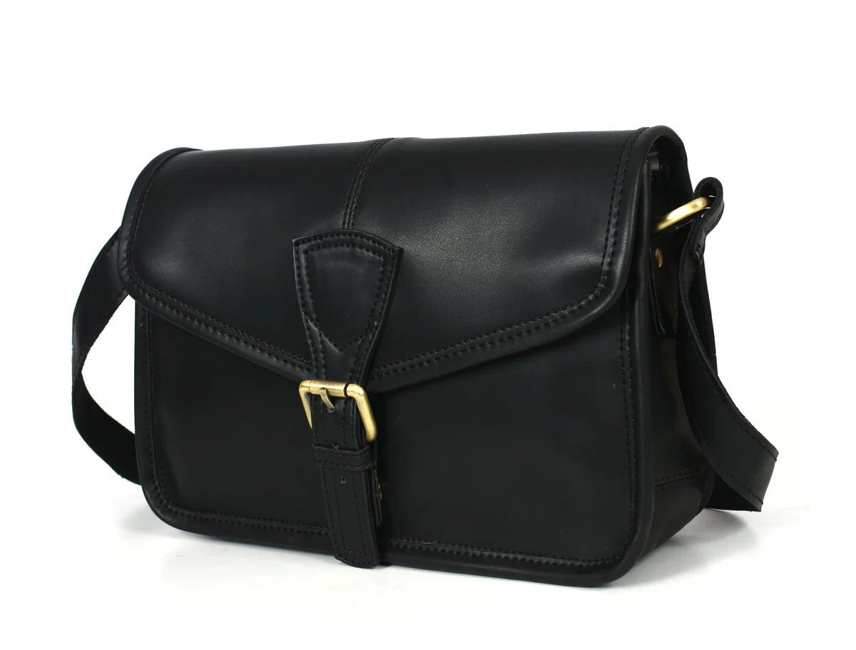 Calgary Leather Cross Body Bag - www.Shopthatapp.com