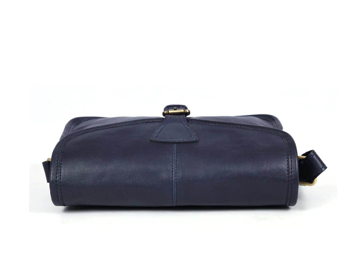 Calgary Leather Cross Body Bag - www.Shopthatapp.com