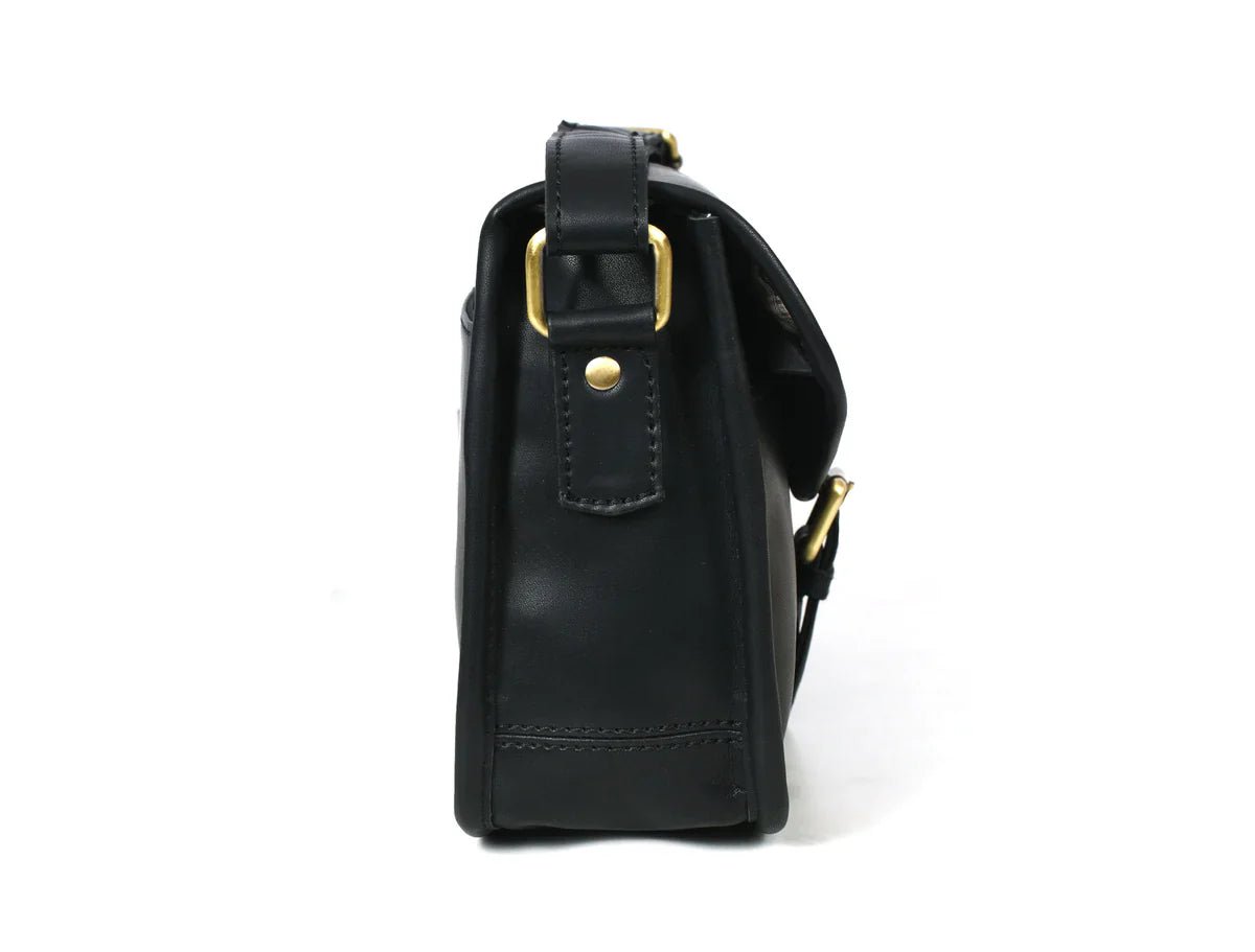 Calgary Leather Cross Body Bag - www.Shopthatapp.com