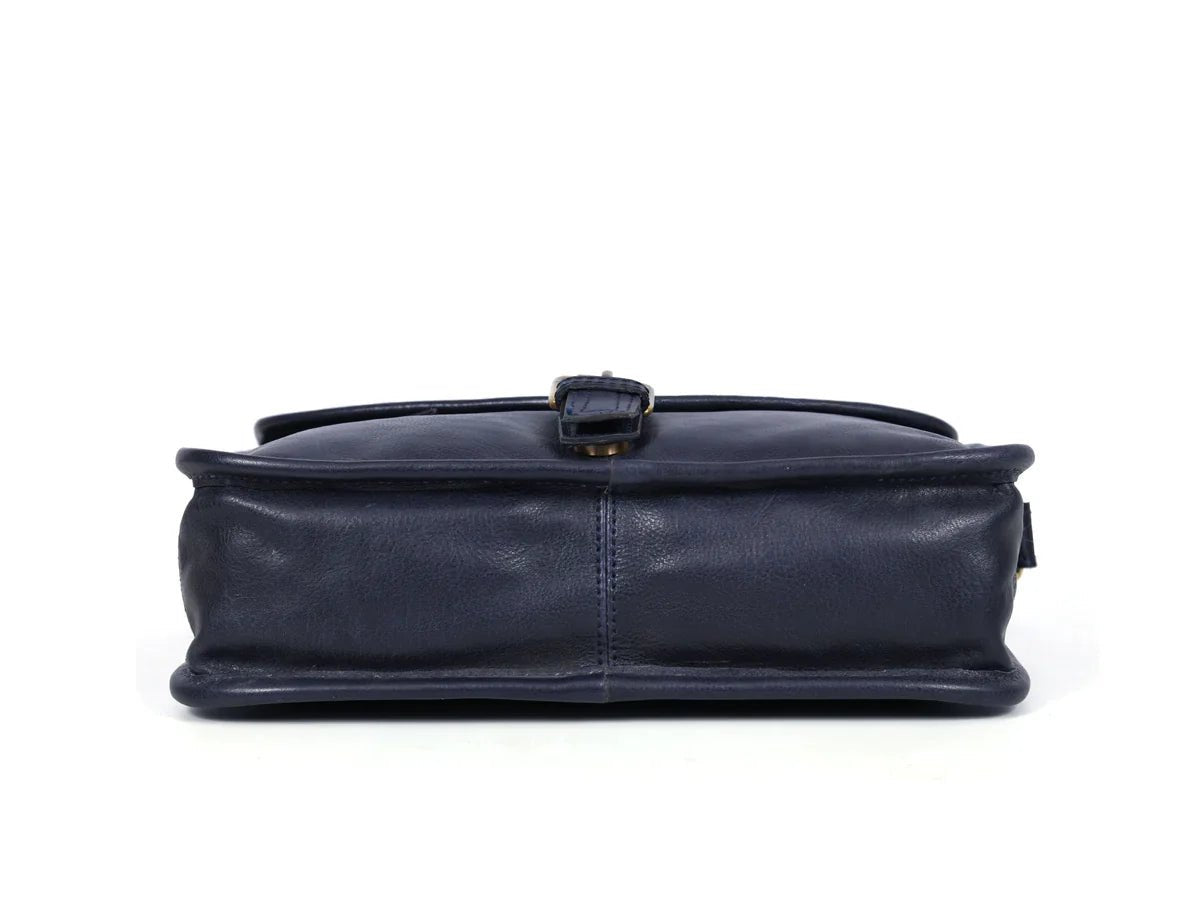 Calgary Leather Cross Body Bag - www.Shopthatapp.com