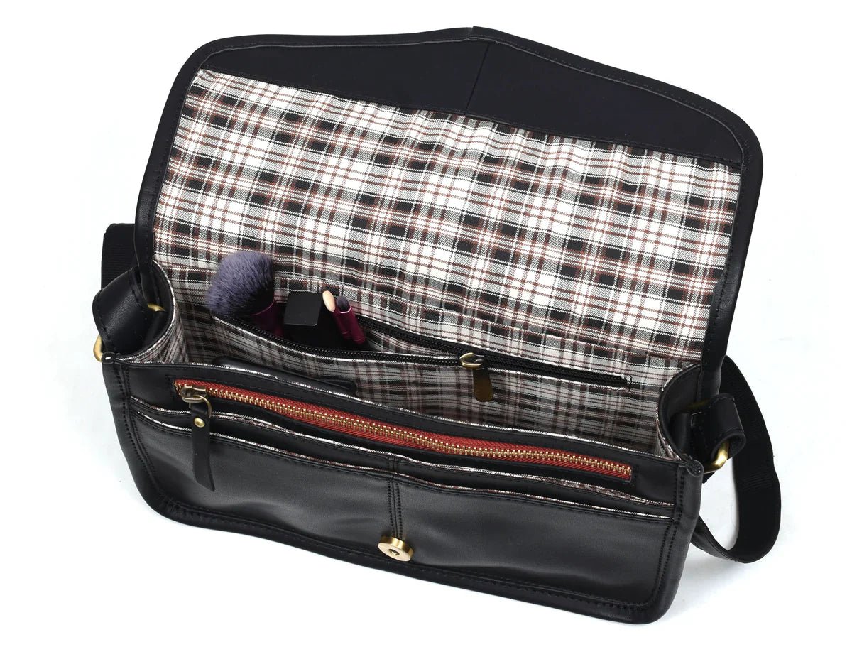 Calgary Leather Cross Body Bag - www.Shopthatapp.com