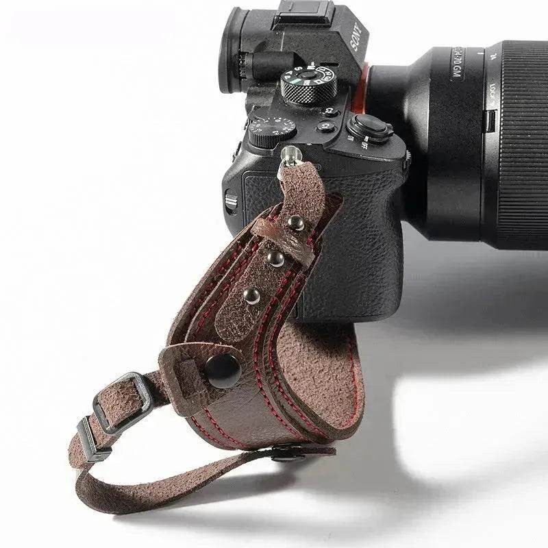Camera leather wristband - www.Shopthatapp.com