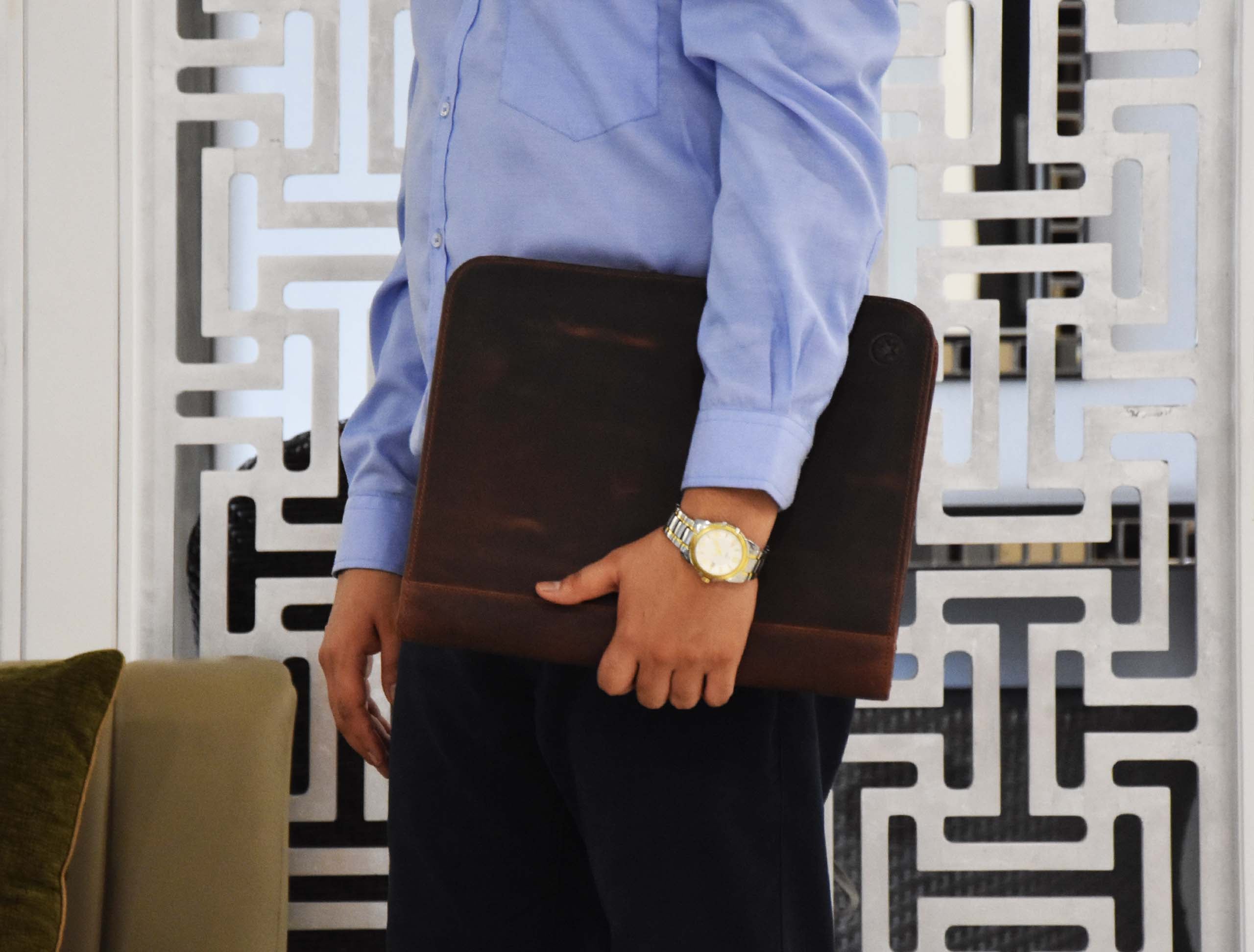 Caraquet Leather Travel Organizer -  Walnut Brown - www.Shopthatapp.com