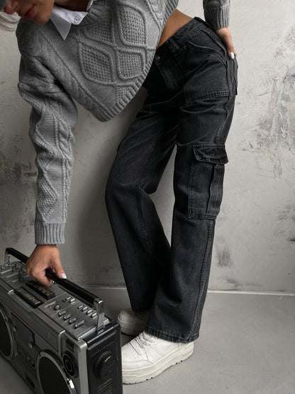 Cargo Pocket Low Waist Jean - www.Shopthatapp.com