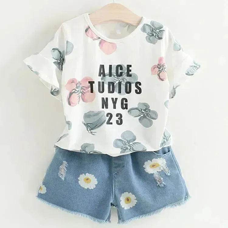 Cartoon two-piece suit - www.Shopthatapp.com