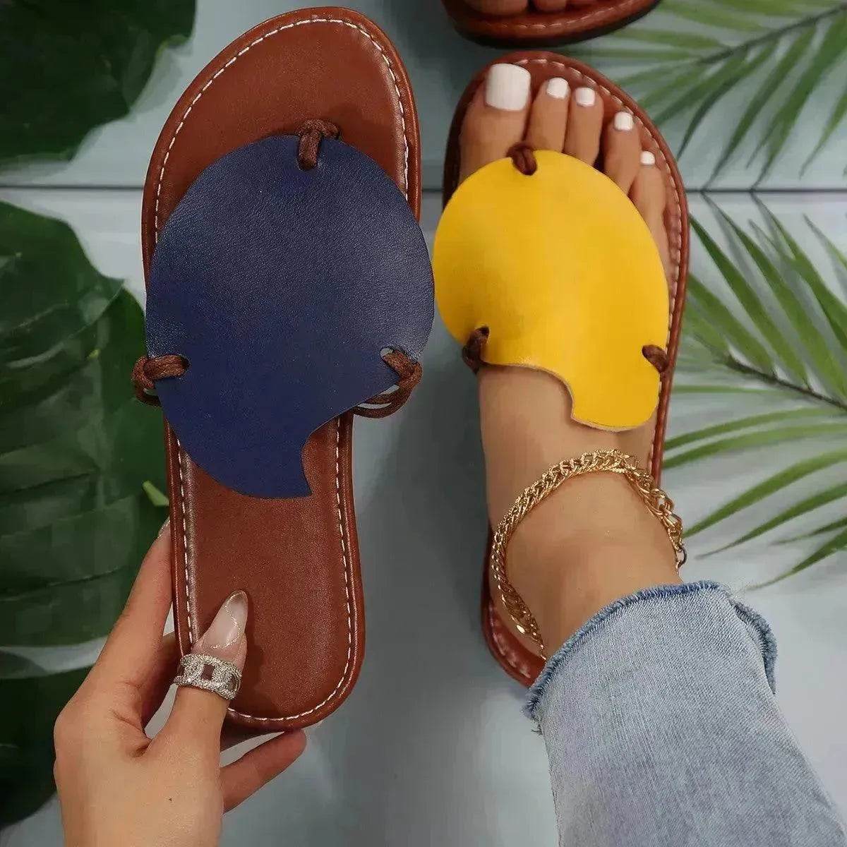 Casual Color-matching Clip-toe Sandals Summer Outdoor Personalized Flat Flip Flop  Slippers For Women. - www.Shopthatapp.com