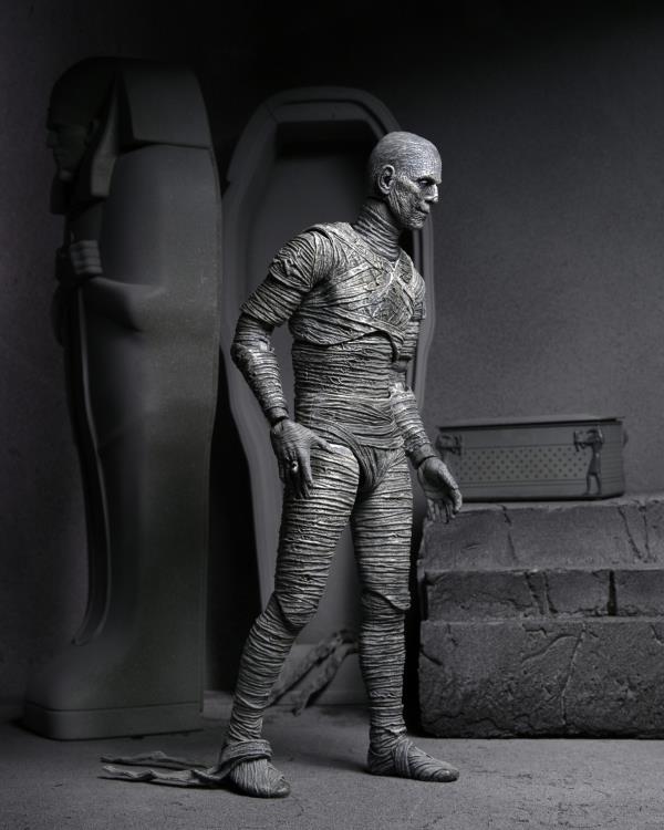 Universal Monsters Ultimate Mummy (Black & White) Figure - www.Shopthatapp.com