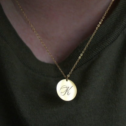 Collier gravé en cercle imprimé à la demande