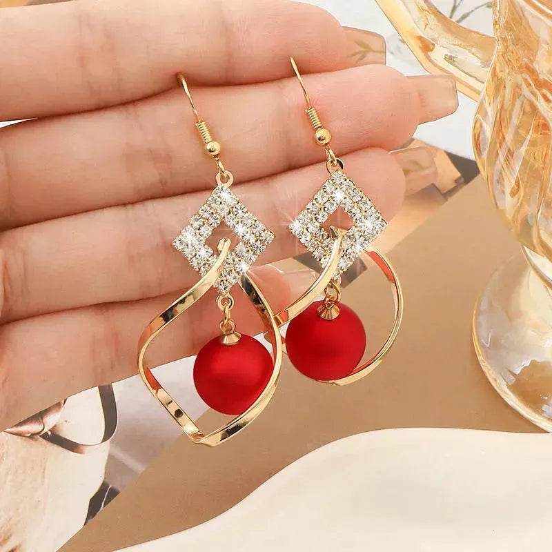 Women's Fashionable Temperamental All-match Pearl drop Earrings - www.Shopthatapp.com