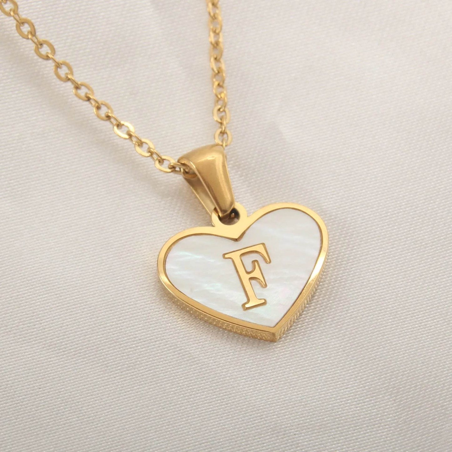 26 Letter Heart-shaped Necklace White Shell Love Clavicle Chain Fashion Personalized Necklace For Women Jewelry Valentine's Day - www.Shopthatapp.com