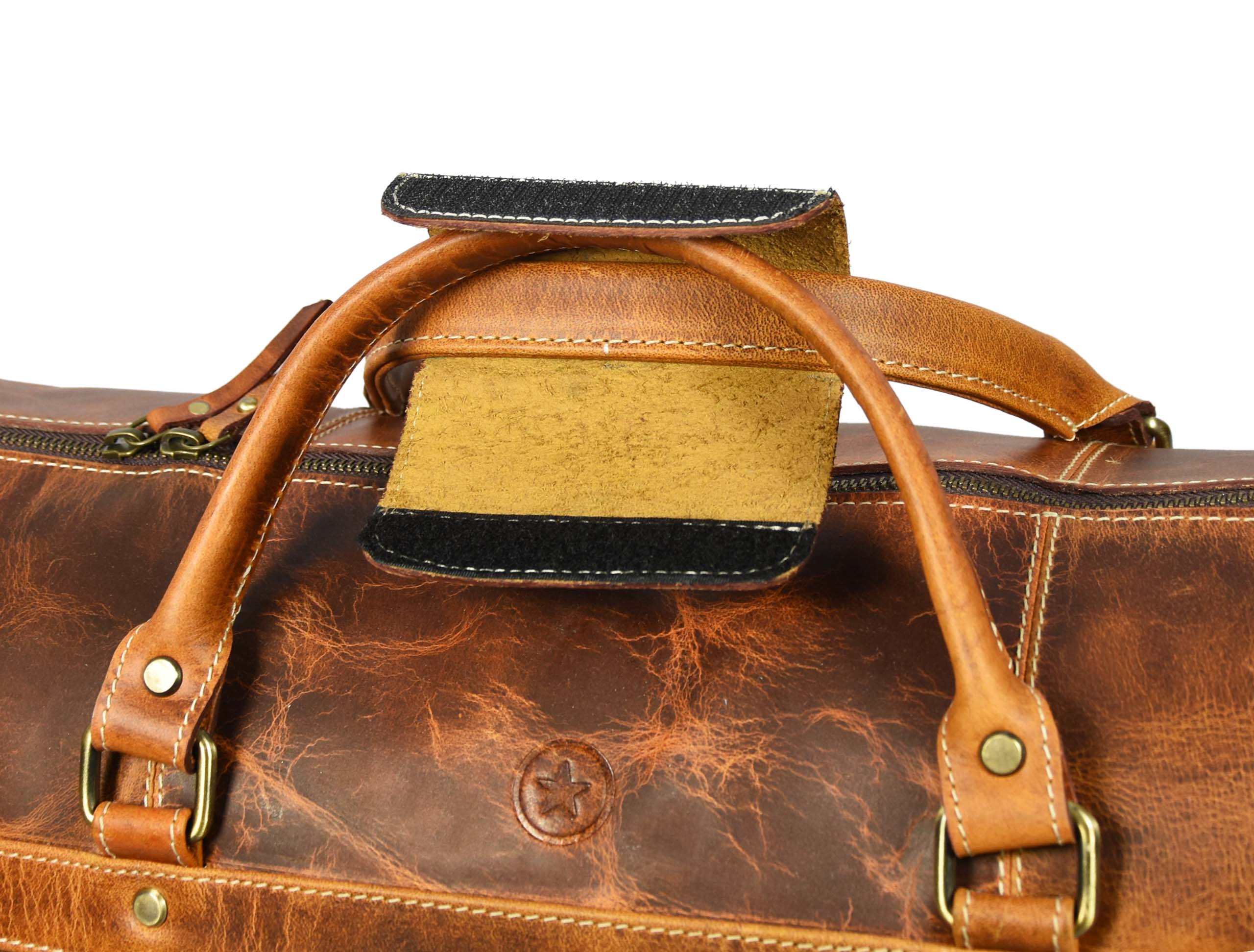 Dawson Leather Travel Bag - Walnut Brown - www.Shopthatapp.com