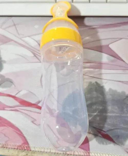 Baby Spoon Bottle Feeder - www.Shopthatapp.com