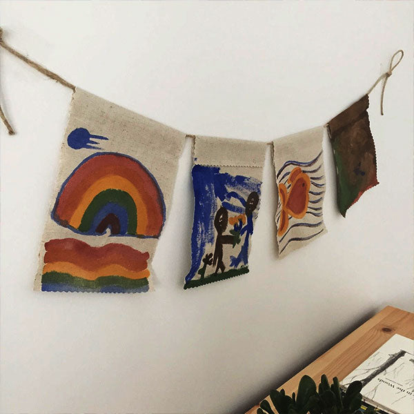 Earth Flags Craft Kit - www.Shopthatapp.com