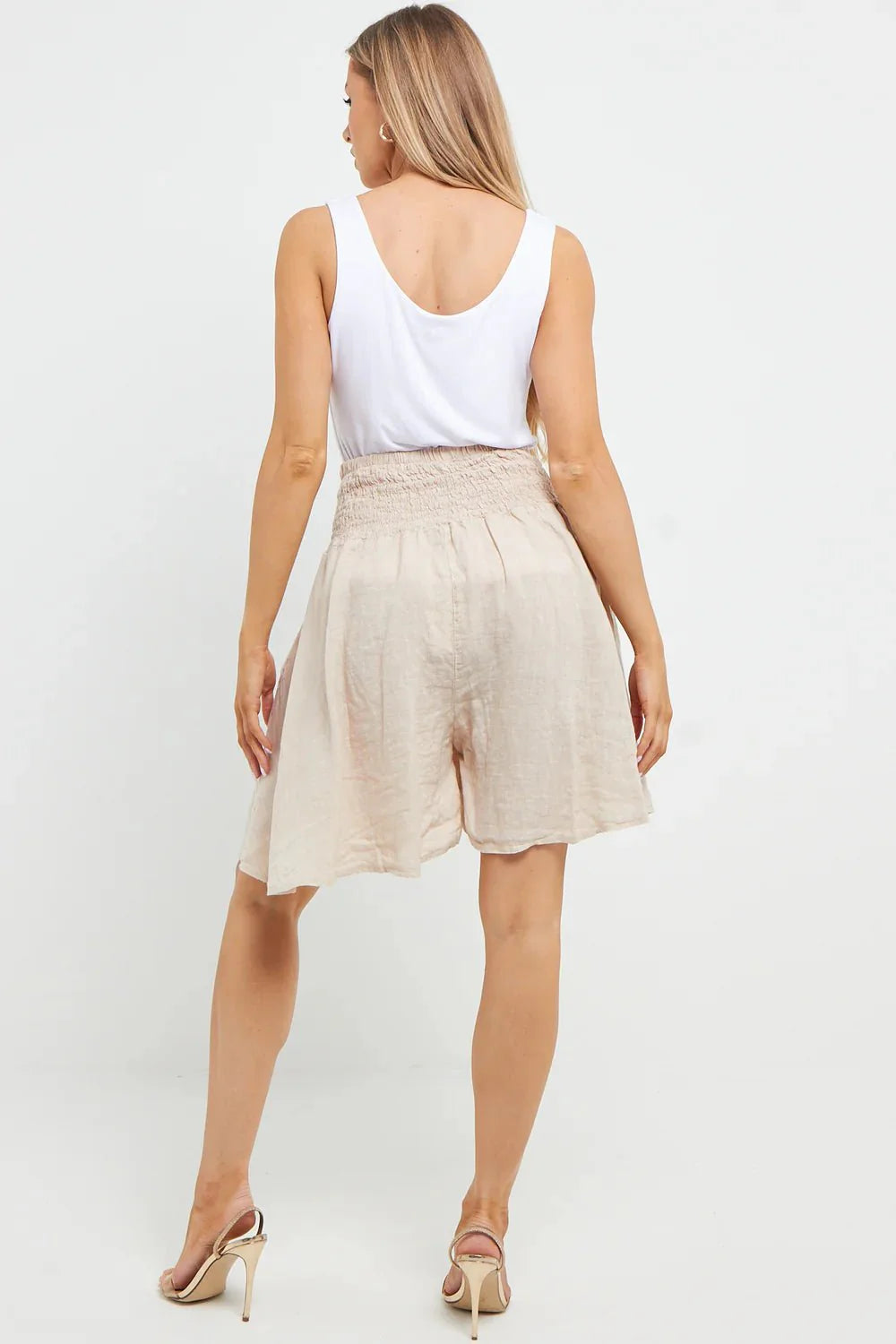 Esme Buttoned Detail Linen Short - www.Shopthatapp.com