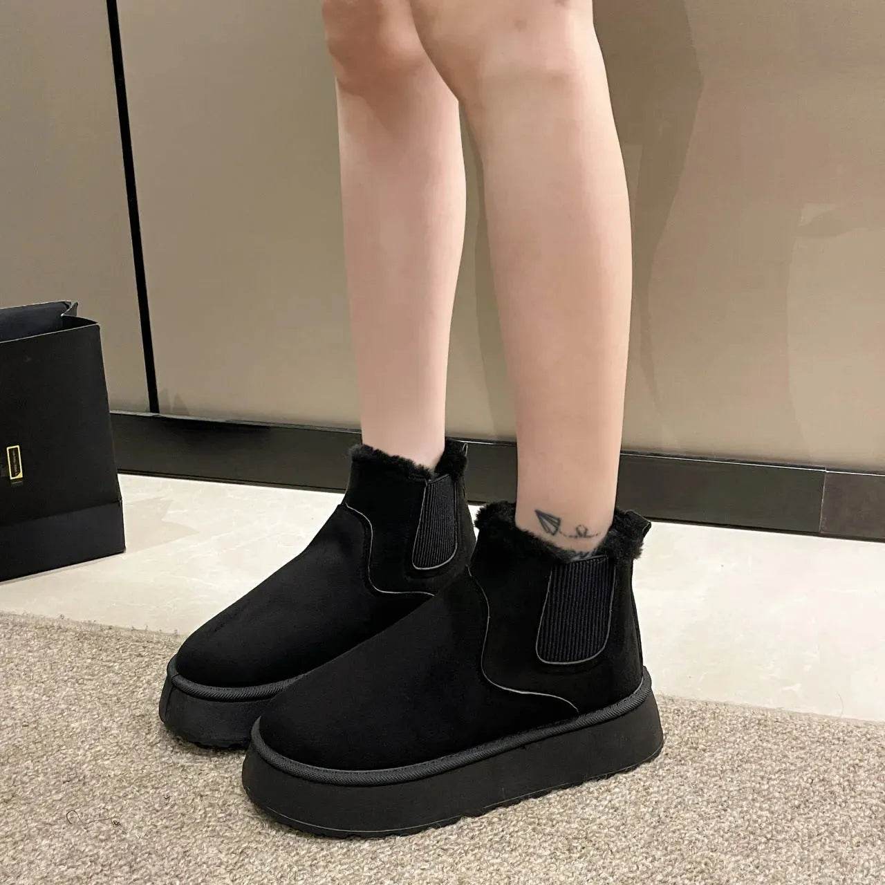 Women's Plush Boots Winter Warm Fleece Thick Flats Snow Boots Fashion Shoes - www.Shopthatapp.com