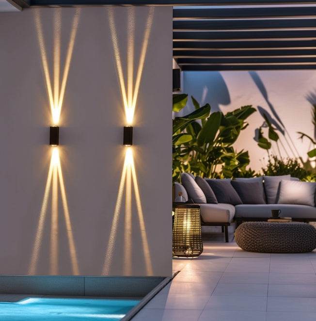 Indoor and Outdoor Garden Poolside Beam Light wall light fixture - www.Shopthatapp.com