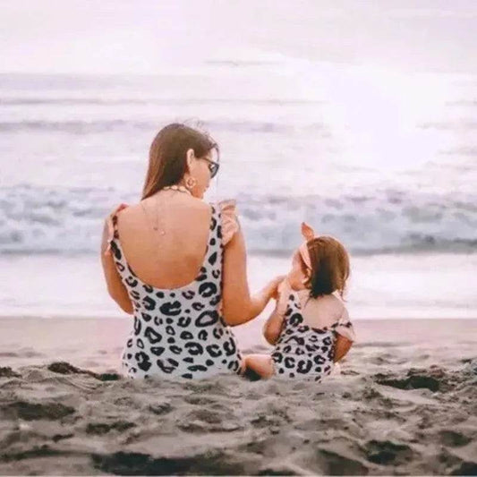 Fashion Simple Pink Leopard Print Parent-child Swimsuit - www.Shopthatapp.com