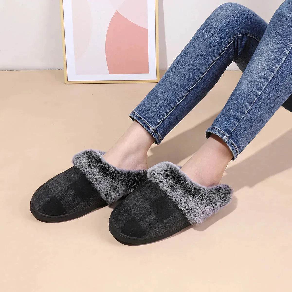 Winter Warm Plaid Plush Slippers Home Indoor Non-slip Bedroom Floor Soft Fuzzy Slipper For Couple Fashion Solid House Shoes - www.Shopthatapp.com
