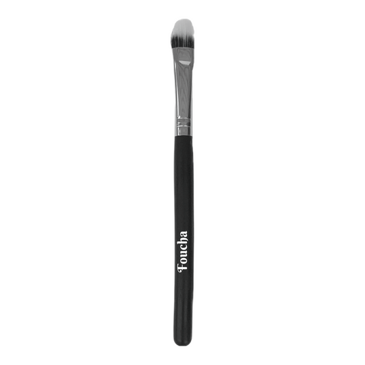 Foucha Duo Fiber Makeup Brush for creating smooth and even makeup application