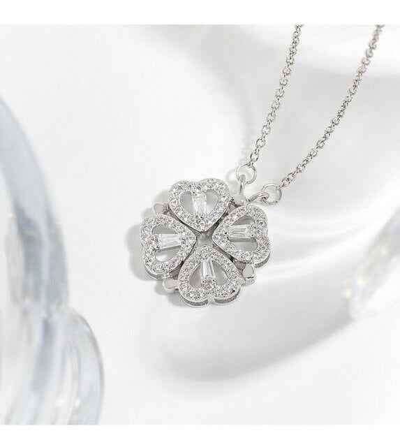 Lost and Found Jewelers Gold Clover Necklace