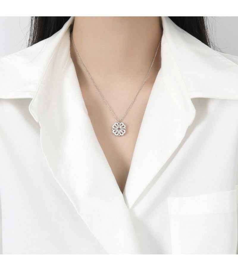Lost and Found Jewelers Gold Clover Necklace