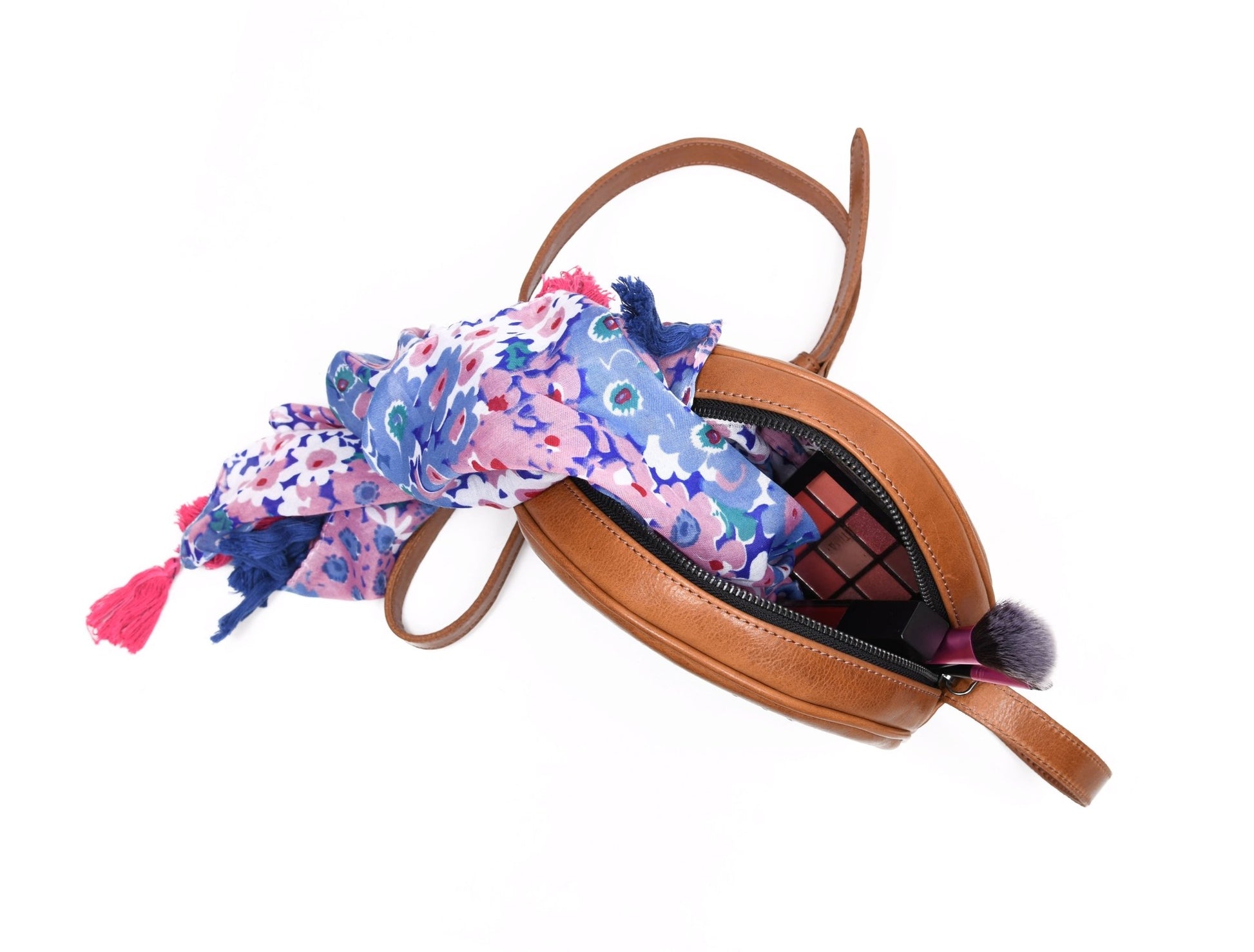 Gypsy Round Crossbody Purse - www.Shopthatapp.com