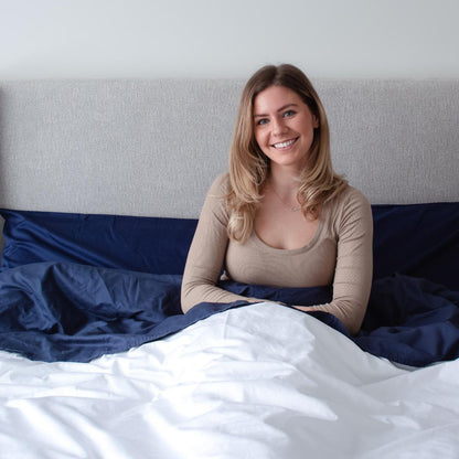 Housse de couette en satin (bleu marine, gris ou blanc)