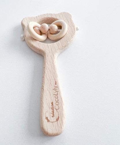 Hochet ourson tout en bois - www.Shopthatapp.com
