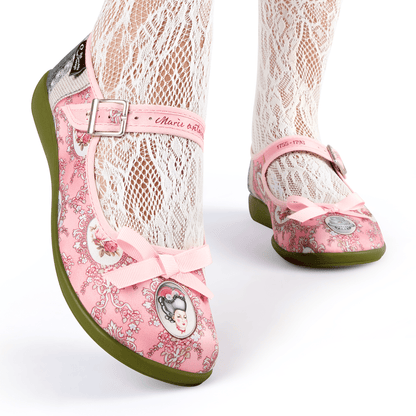 Hot Chocolate Design Marie Antoinette MJ - www.Shopthatapp.com
