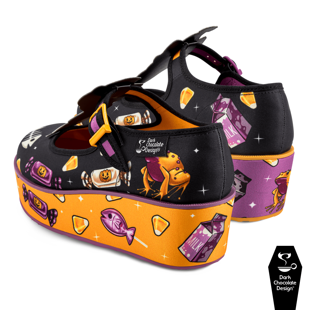 Hot Chocolate Design - Trick or Kittens! - www.Shopthatapp.com