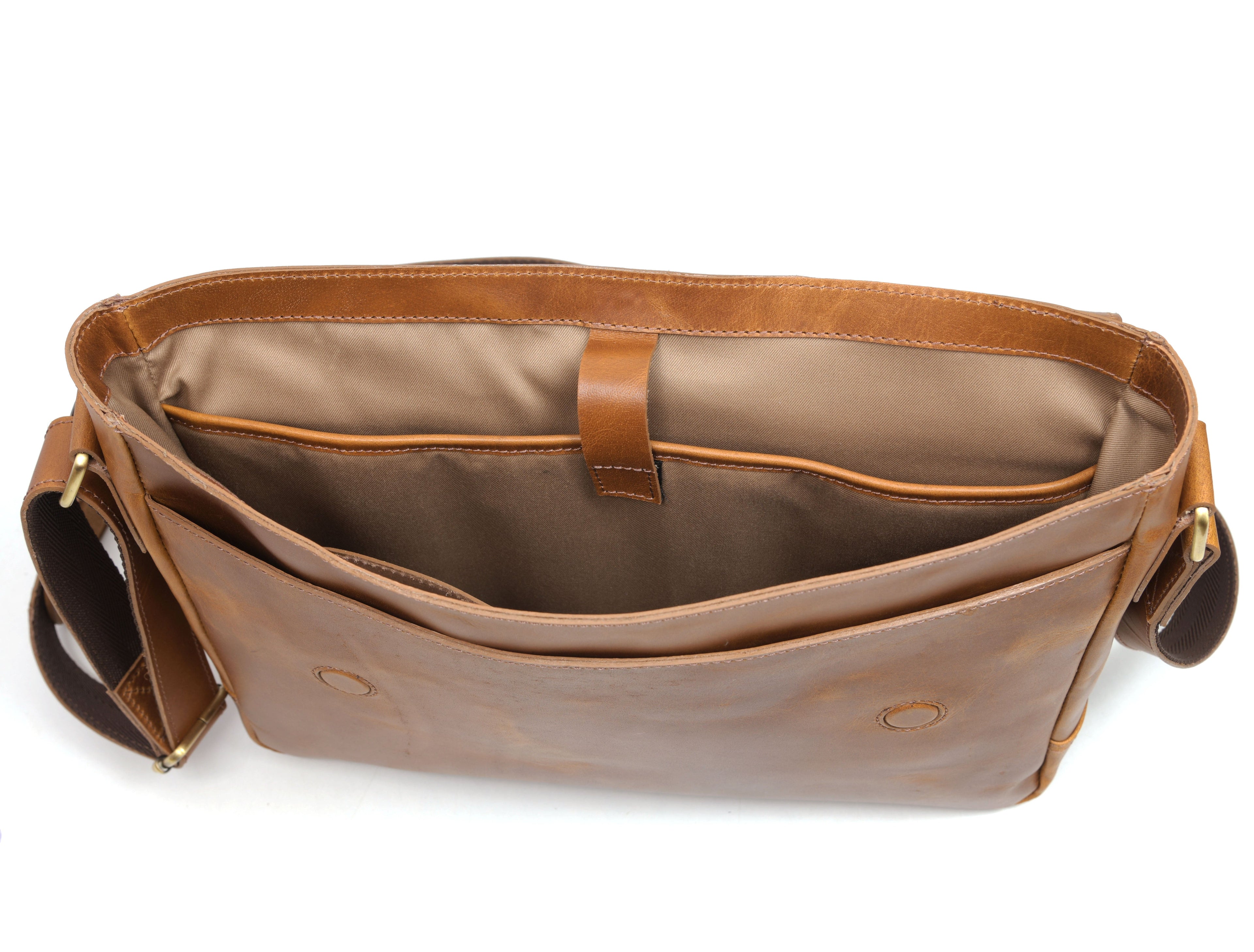 Hudson Leather Messenger Bag - Desert Tan - www.Shopthatapp.com