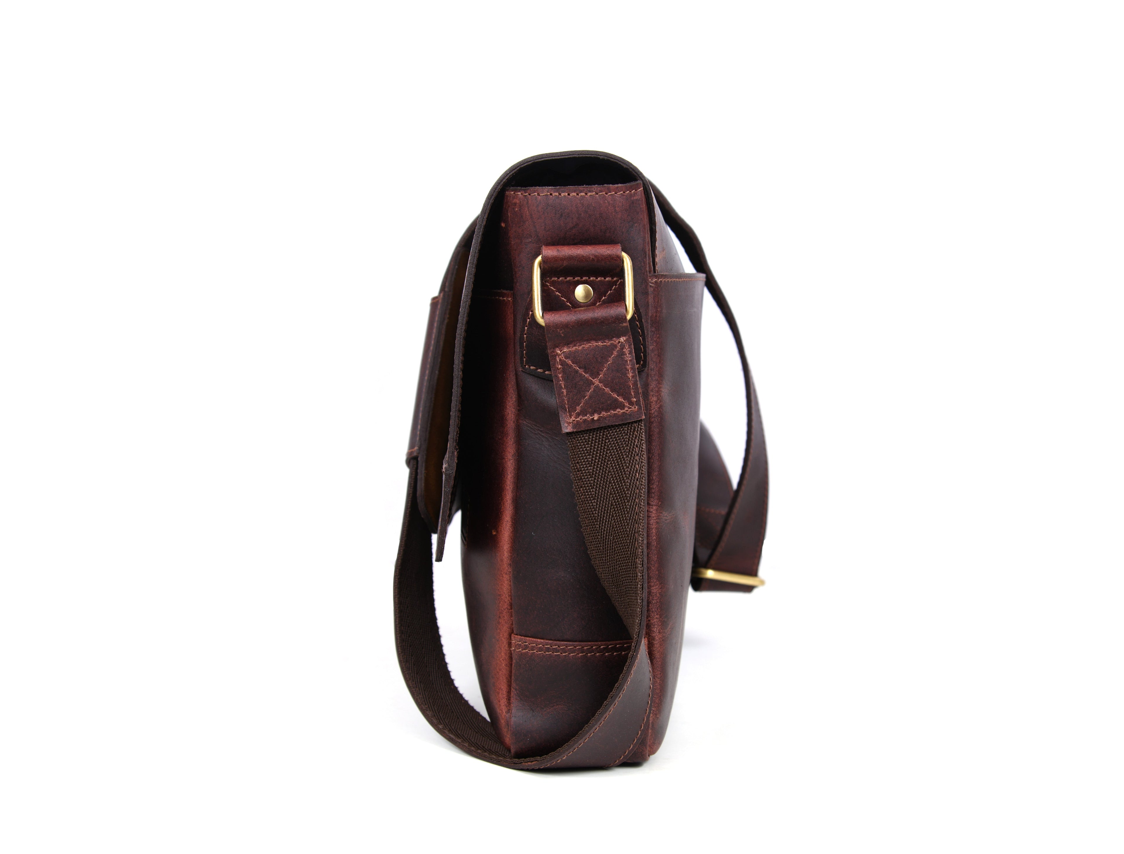Hudson Leather Messenger Bag - Walnut Brown - www.Shopthatapp.com