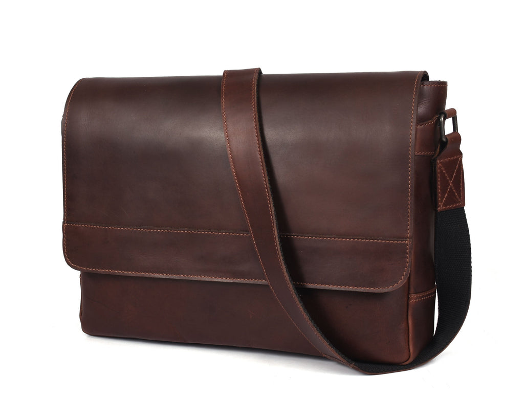 Hudson  Leather Messenger - Voyager - www.Shopthatapp.com