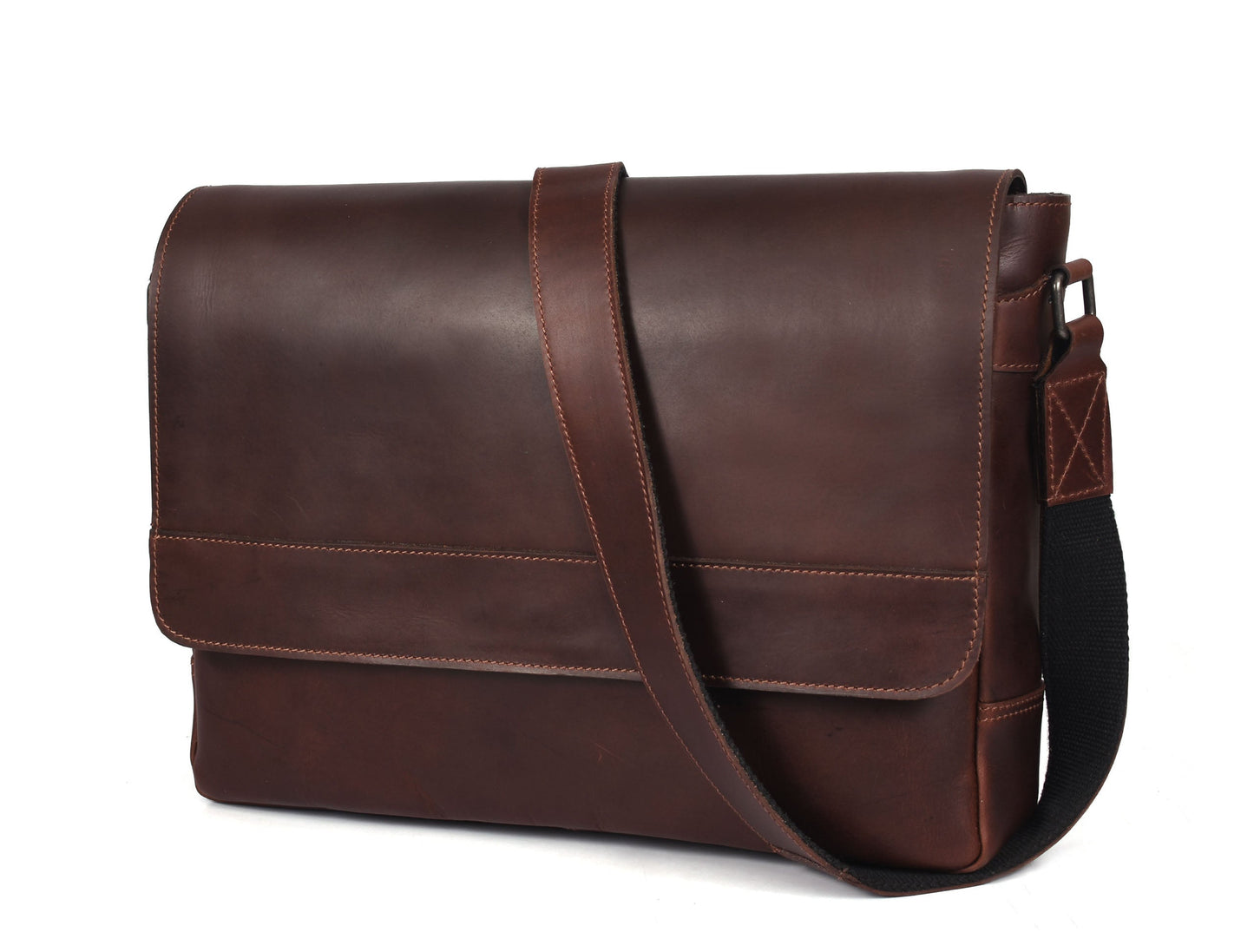 Hudson Leather Messenger - Voyager - www.Shopthatapp.com