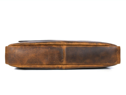 Husdon Leather Messenger Bag - Saddleback - www.Shopthatapp.com