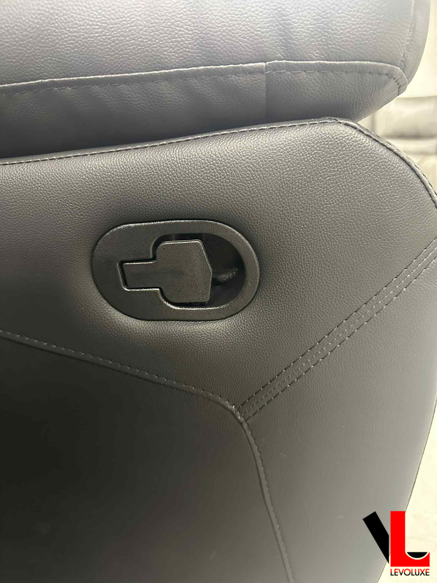 Aveon 62" Pillow Top Arm Reclining Loveseat in Leather Match - Available in 2 Colours - www.Shopthatapp.com