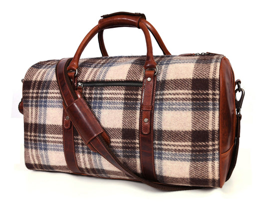 Manchester Leather & Tweed Duffle Bag - www.Shopthatapp.com