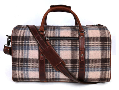Manchester Leather & Tweed Duffle Bag - www.Shopthatapp.com