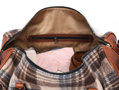 Manchester Leather & Tweed Duffle Bag - www.Shopthatapp.com