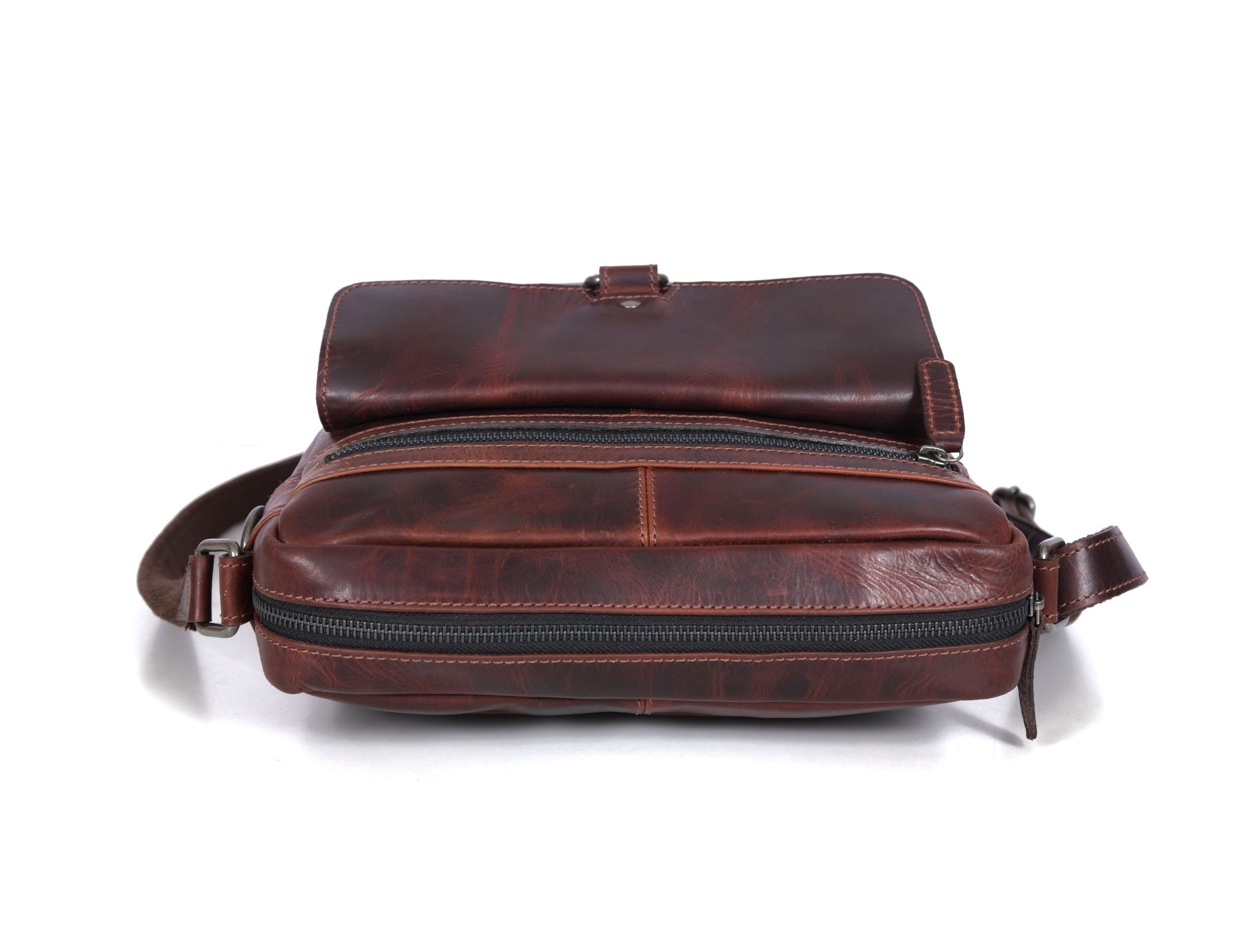 Manhattan - Leather Satchel - www.Shopthatapp.com