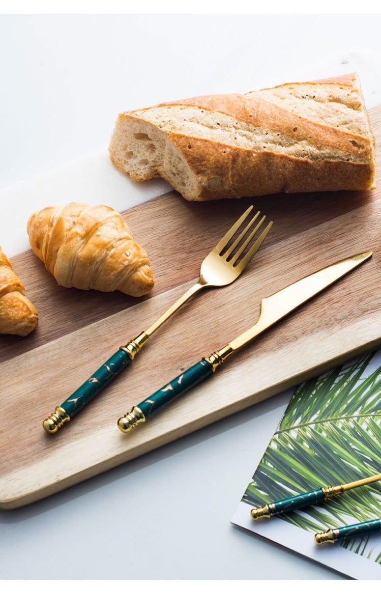 Marble Vintage Flatware Set - www.Shopthatapp.com