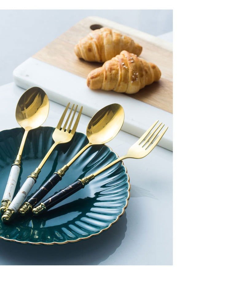 Marble Vintage Flatware Set - www.Shopthatapp.com