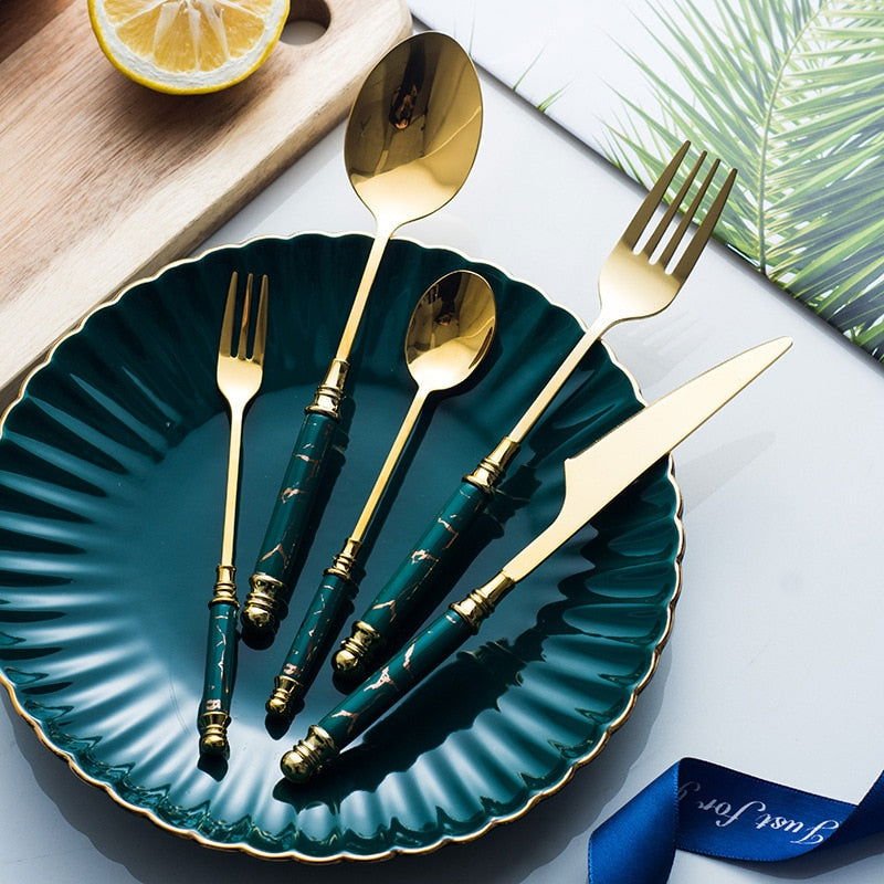 Marble Vintage Flatware Set - www.Shopthatapp.com