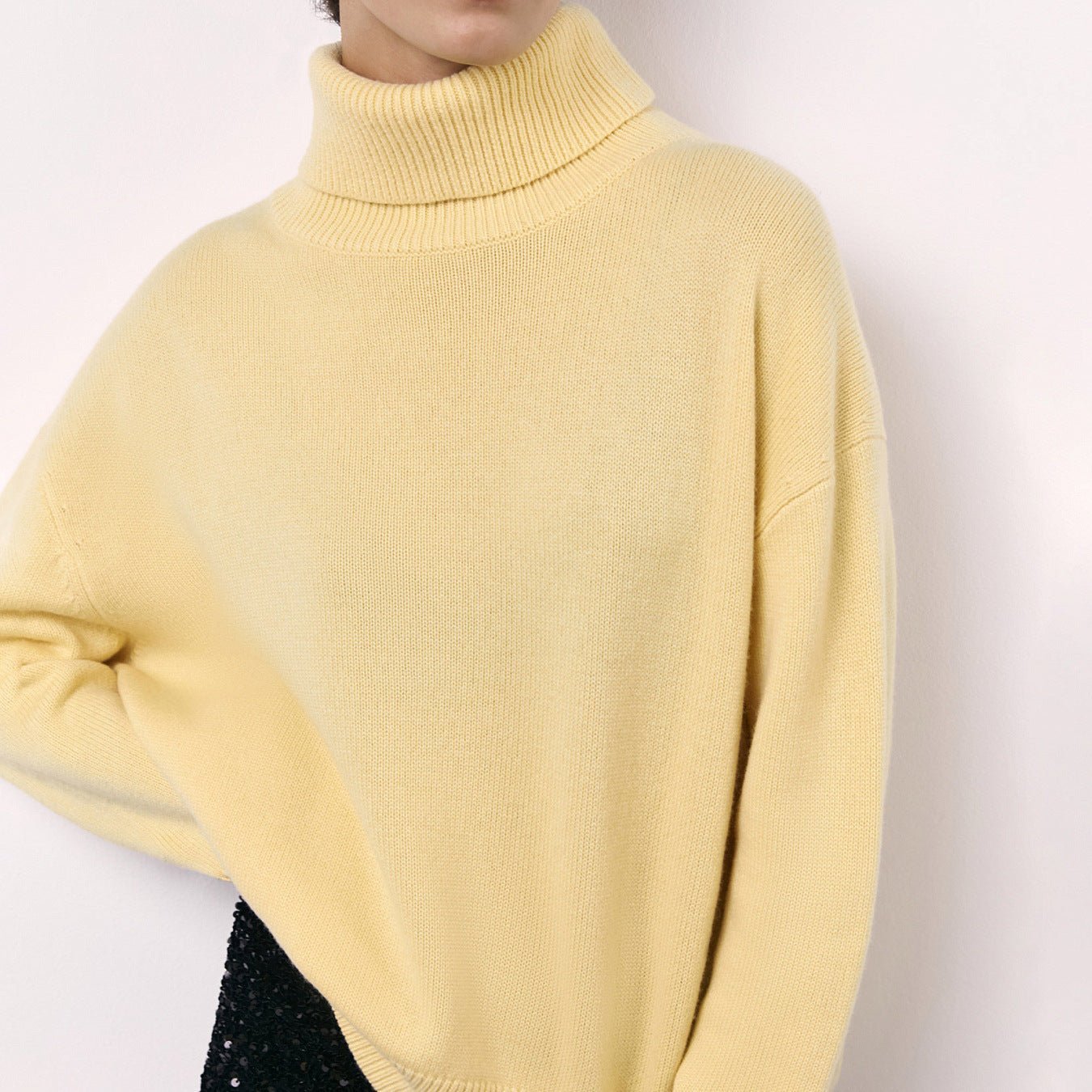 Pull col roulé en viscose Mariana