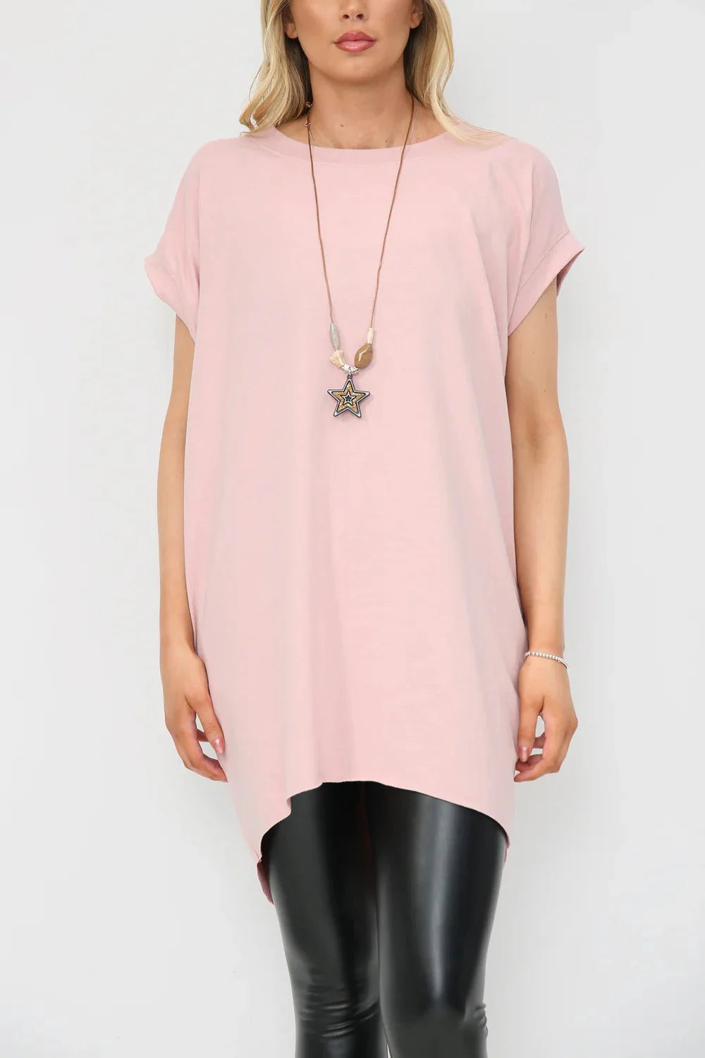 Milla Oversized T-Shirt with Necklace - www.Shopthatapp.com