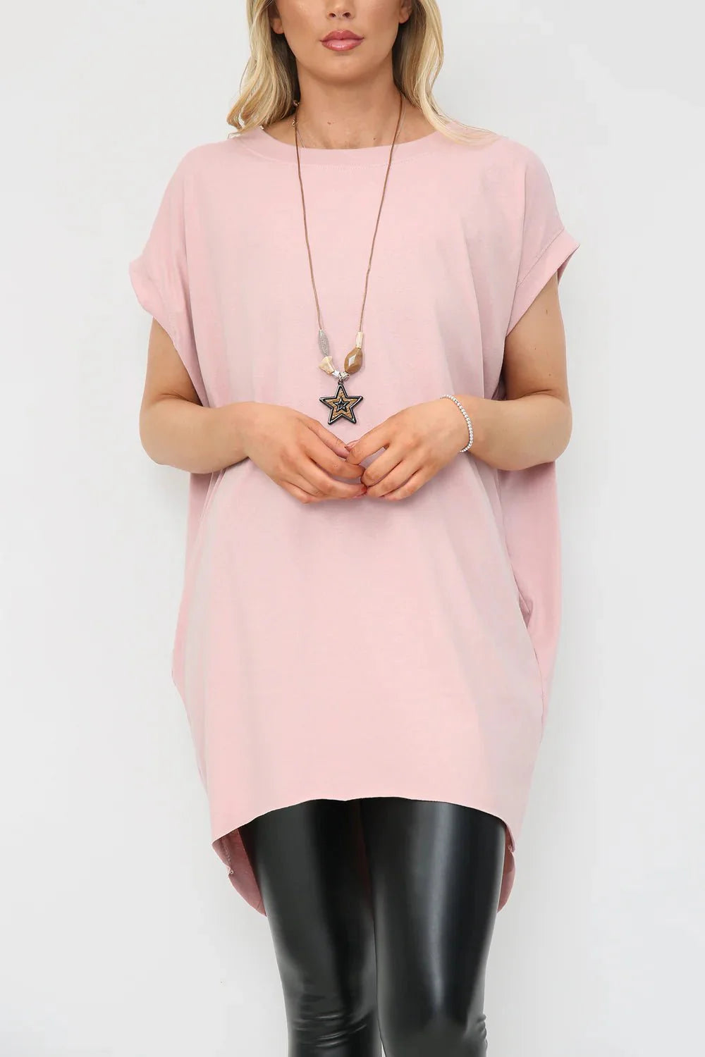 Milla Oversized T-Shirt with Necklace - www.Shopthatapp.com