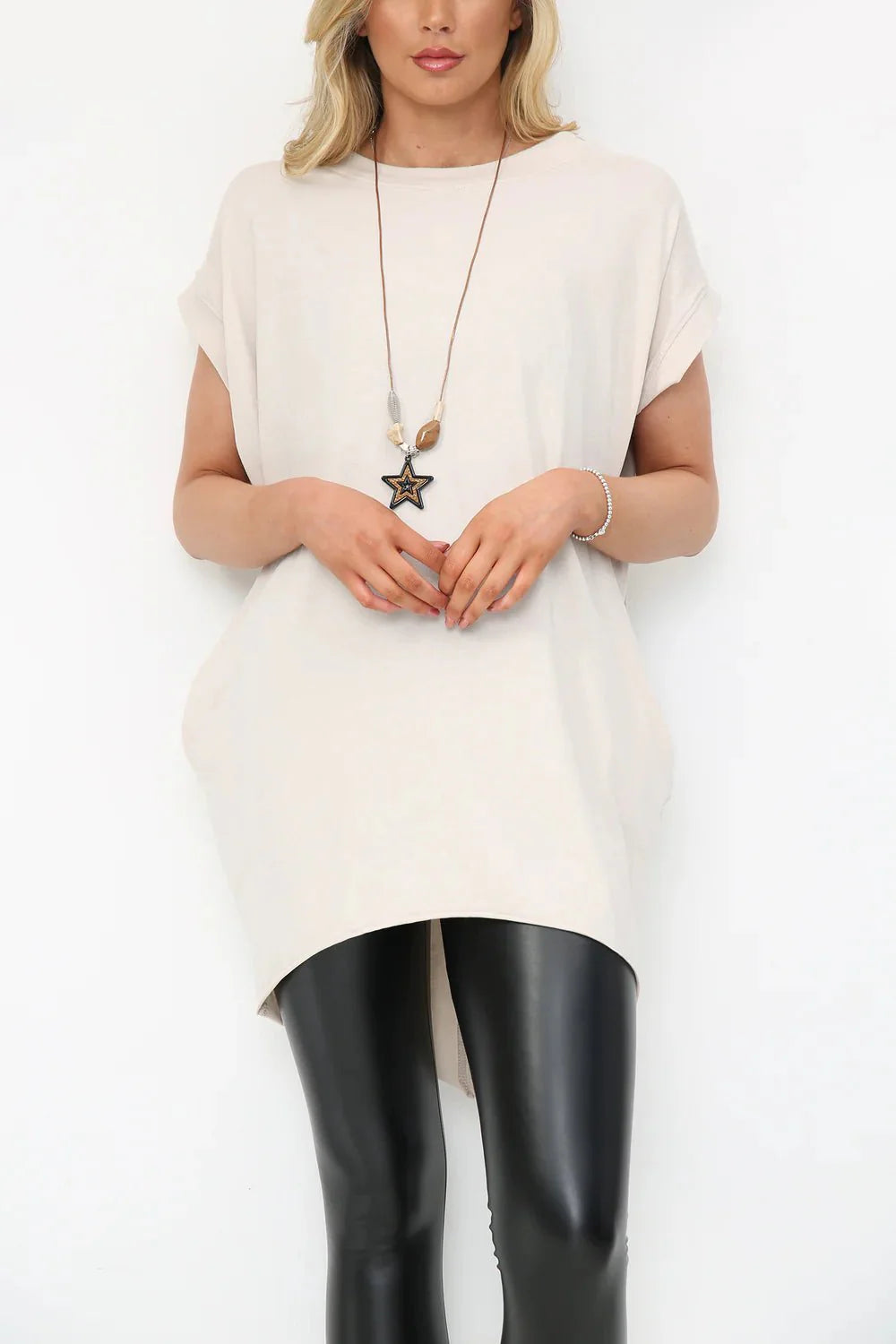 Milla Oversized T-Shirt with Necklace - www.Shopthatapp.com